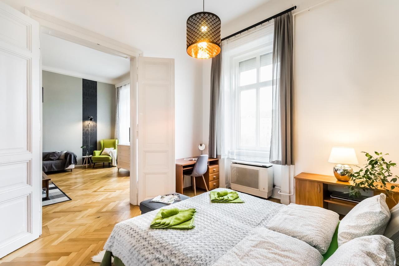 Park View Apartment With Sauna, A/C Budapest Eksteriør billede